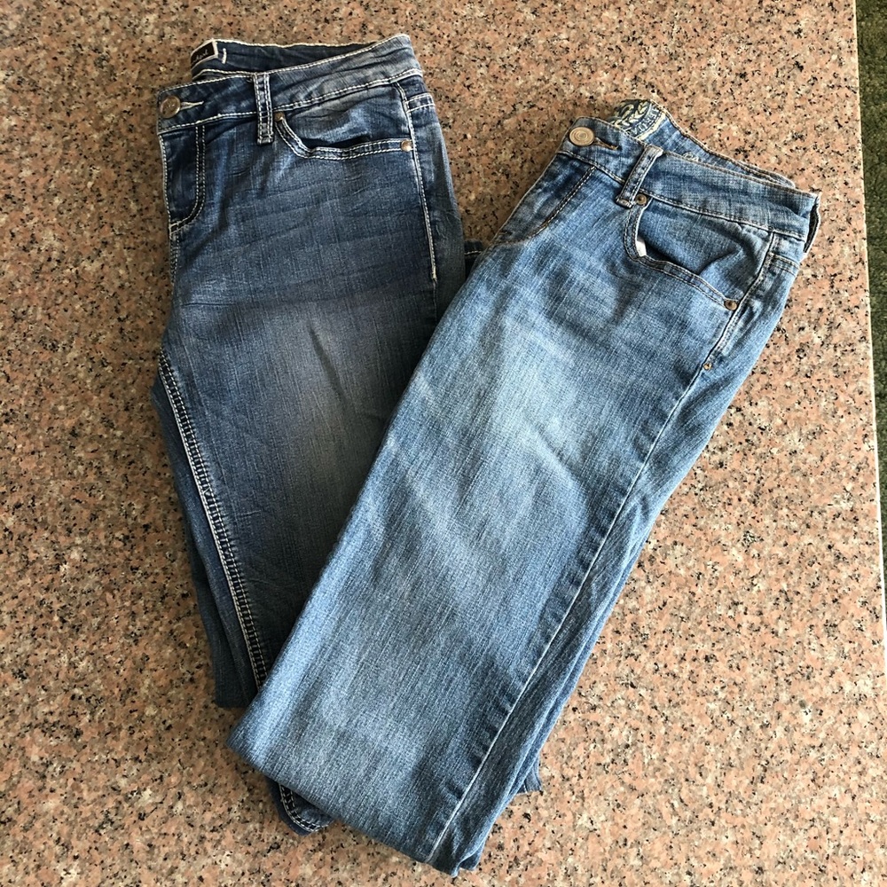 Bundle of 2 pairs of jeans